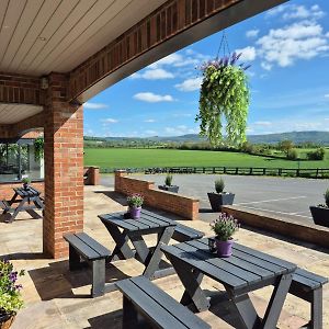The White Horse Lodge Hotel